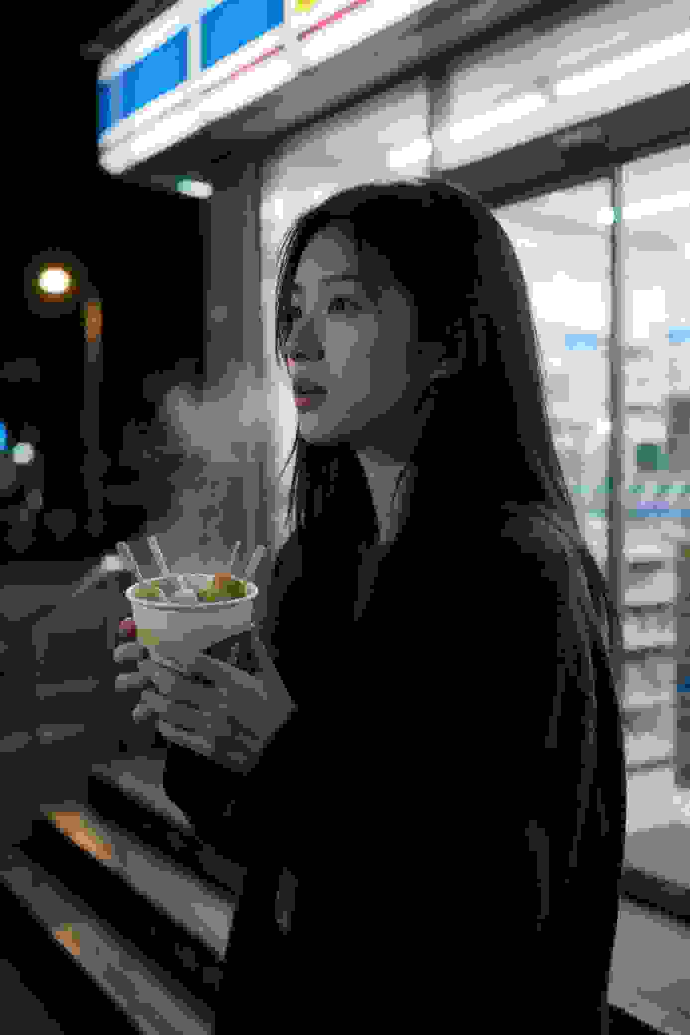 某某
