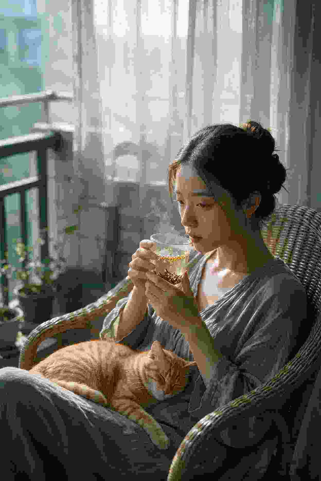 某某